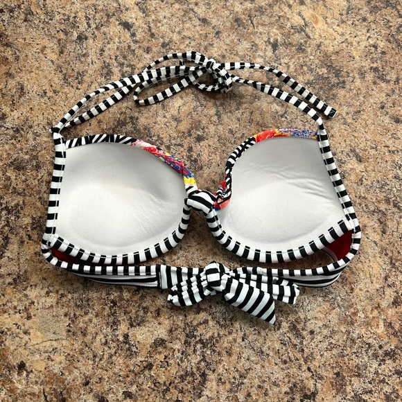 Volcom Bikini, Push-Up, Size S/M NWOT - Picture 2 of 3